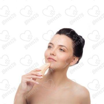 Скребок используют для лимфодренажного массажа лица и тела Скребок используют для лимфодренажного массажа лица и тела